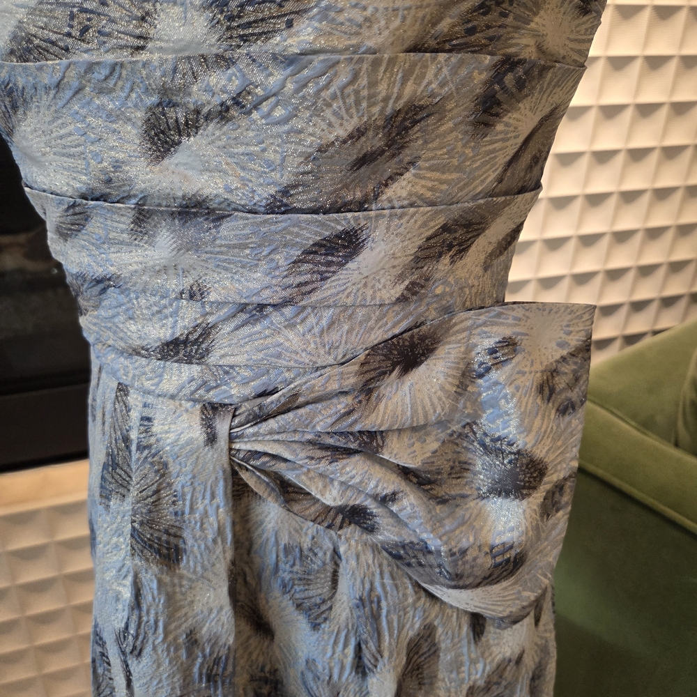 BCBGMAXAZRIA Metallic Jacquard Strapless Mini Dress, Haze Combo Print, Size 8 - Picture 4 of 12